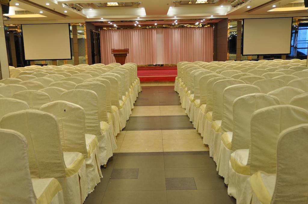 เฉิงตู เอสเซ่น อินเตอร์เนชั่นแนล โฮเต็ล Hotel ภายนอก รูปภาพ